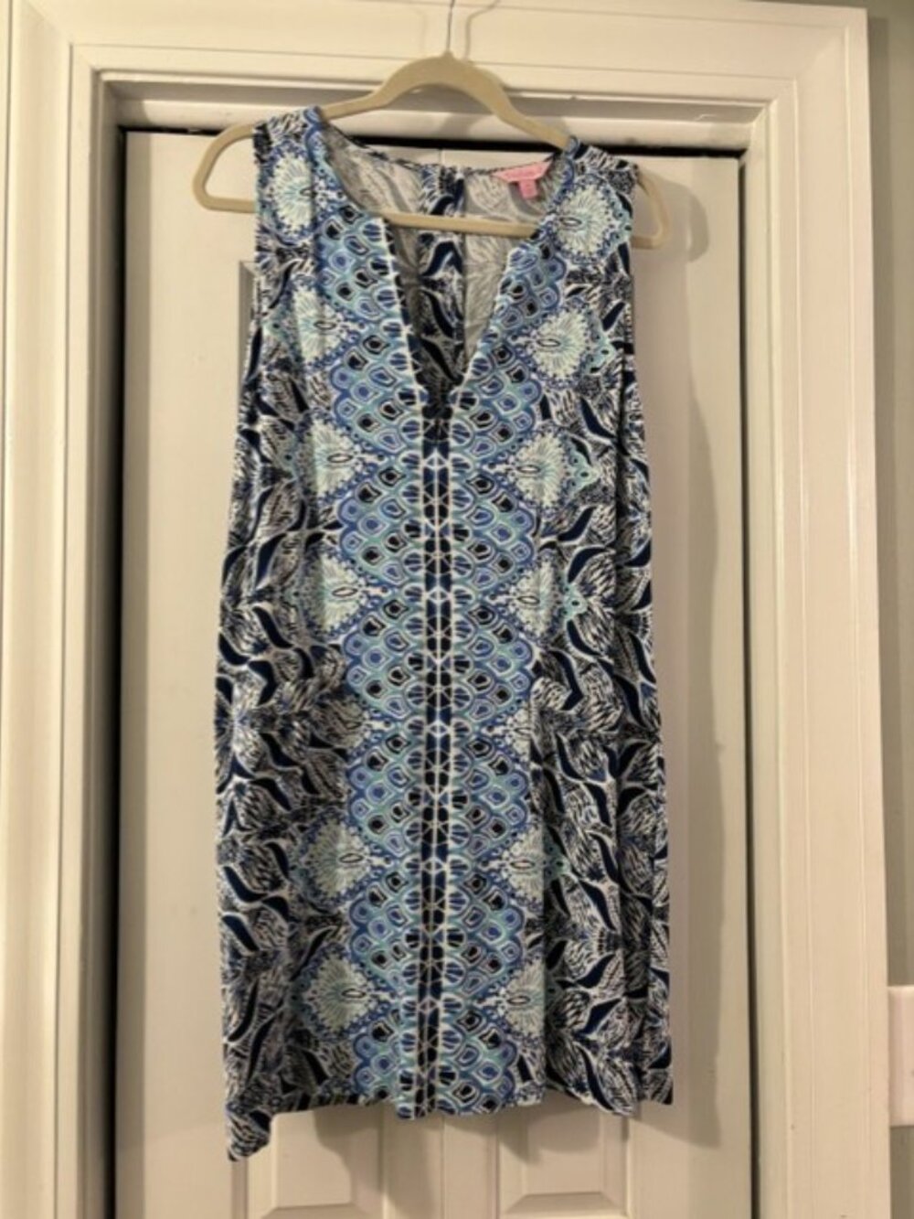 Lilly Pulitzer A Mermaid's Tail shift dress size 8